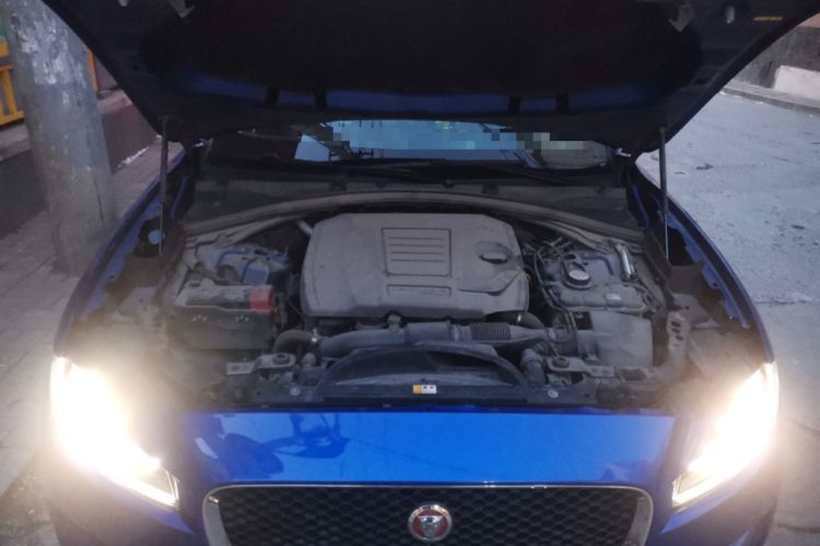 Used Jaguar F-PACE 2018 2.0T Four-Wheel Drive Urban Luxury Edition Engine Bay