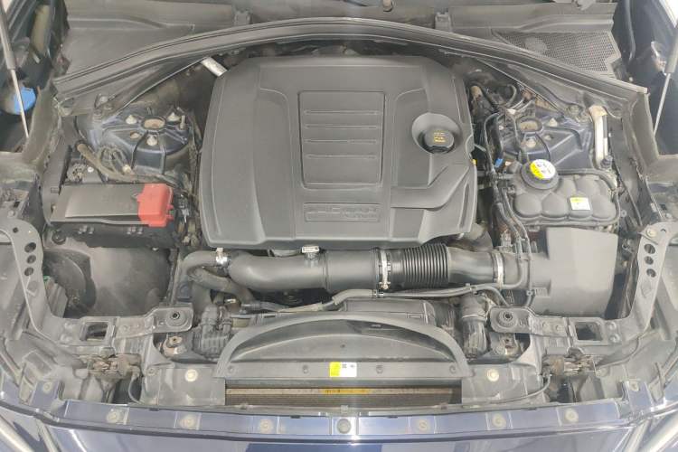 Used Jaguar F-PACE 2018 2.0T Four-Wheel Drive Urban Luxury Edition Engine Bay