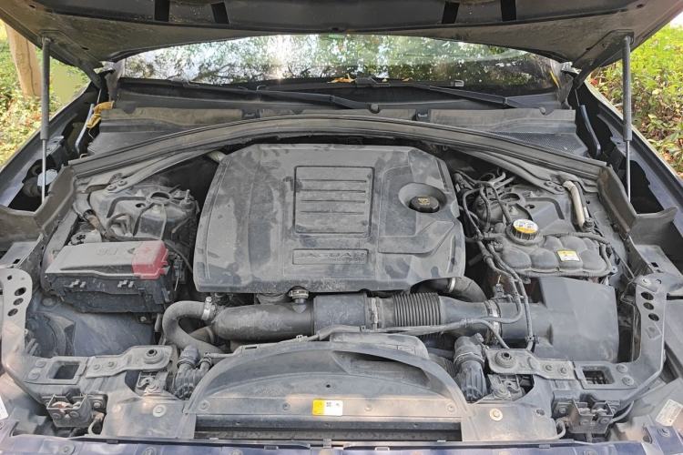 Used Jaguar F-PACE 2018 2.0T Four-Wheel Drive Urban Luxury Edition Engine Bay