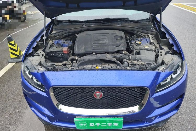 Used Jaguar F-PACE 2018 2.0T Four-Wheel Drive Urban Luxury Edition Engine Bay