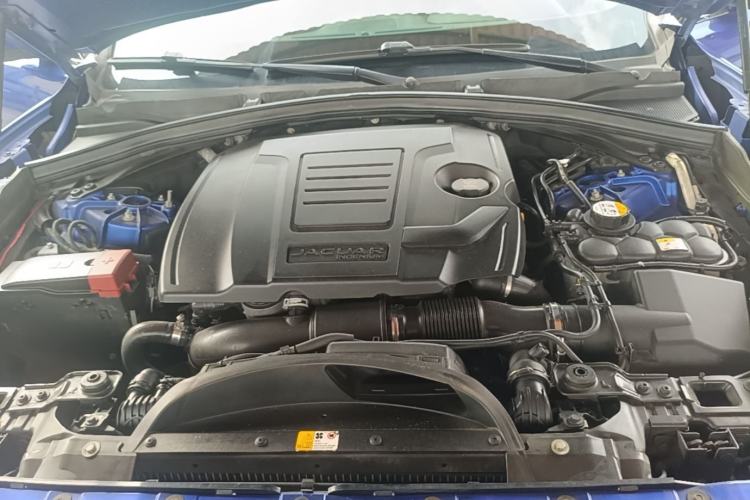 Used Jaguar F-PACE 2018 2.0T Four-Wheel Drive Urban Luxury Edition Engine Bay