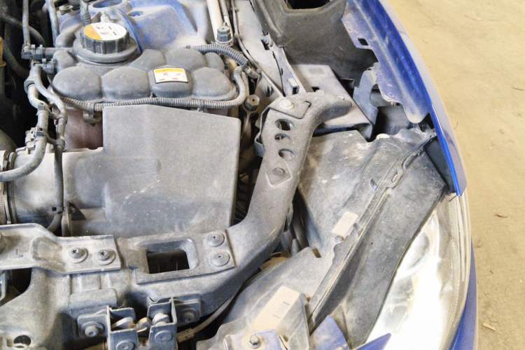 Used Jaguar F-PACE 2018 2.0T Four-Wheel Drive Urban Luxury Edition Engine Bay Left