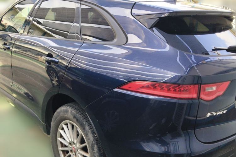 Used Jaguar F-PACE 2018 2.0T Four-Wheel Drive Urban Luxury Edition Exterior 3