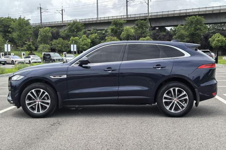Used Jaguar F-PACE 2018 2.0T All-Wheel Drive R-Sport Sport Edition Exterior 3