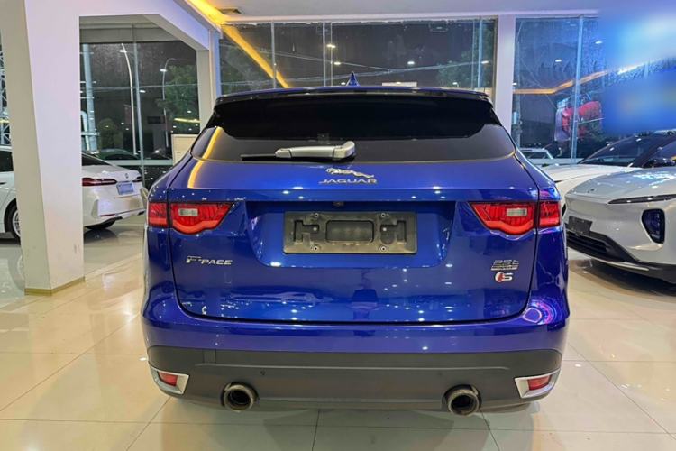 Used Jaguar F-PACE 2018 2.0T All-Wheel Drive R-Sport Sport Edition Exterior 8