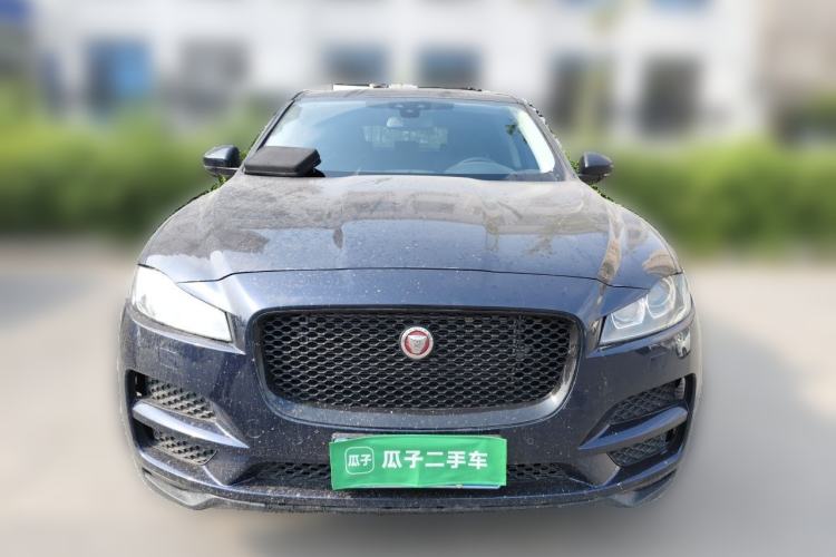 Used Jaguar F-PACE 2018 2.0T Two-Wheel Drive Urban Deluxe Edition Front