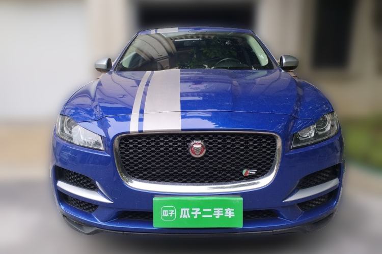 Used Jaguar F-PACE 2018 2.0T Four-Wheel Drive Urban Luxury Edition Front