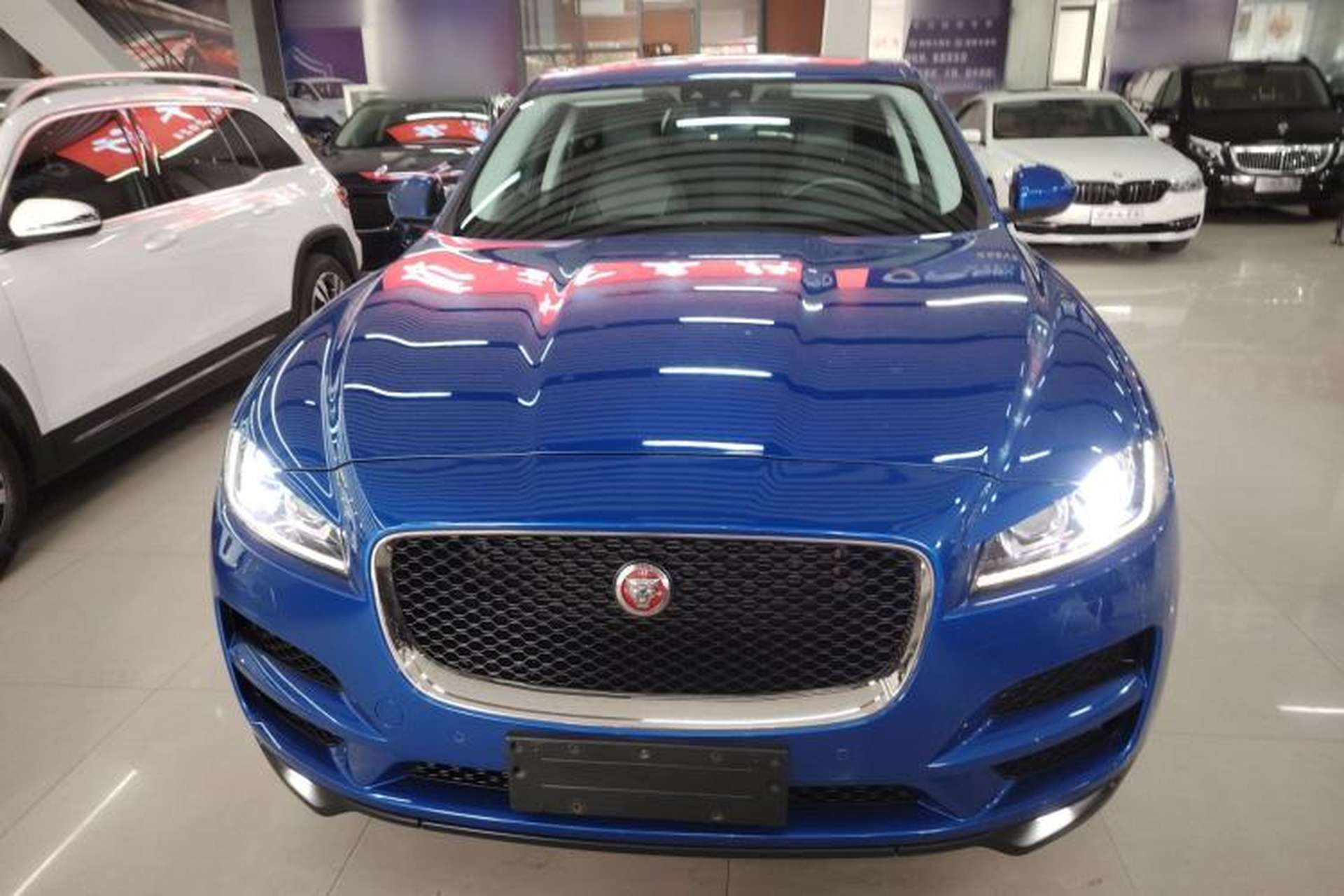 Used Jaguar F-PACE 2018 2.0T Two-Wheel Drive Urban Deluxe Edition Front
