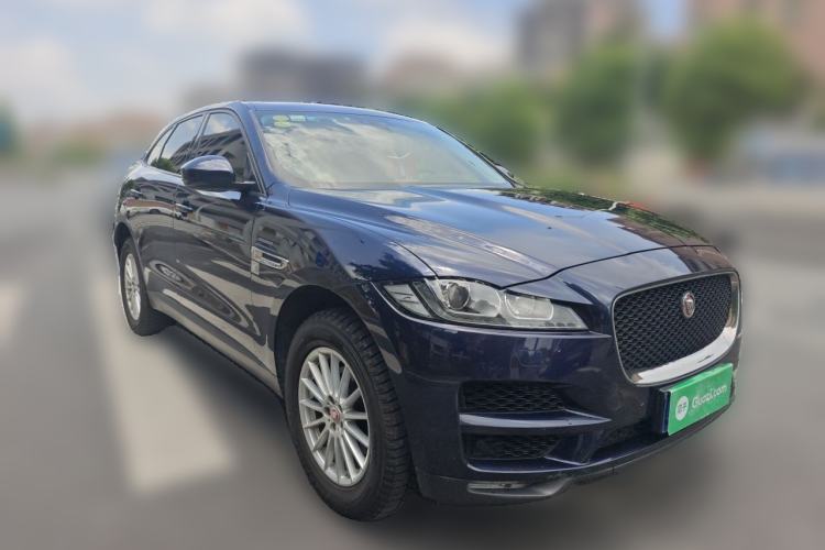 Used Jaguar F-PACE 2018 2.0T Four-Wheel Drive Urban Luxury Edition Front Right 45 Deg