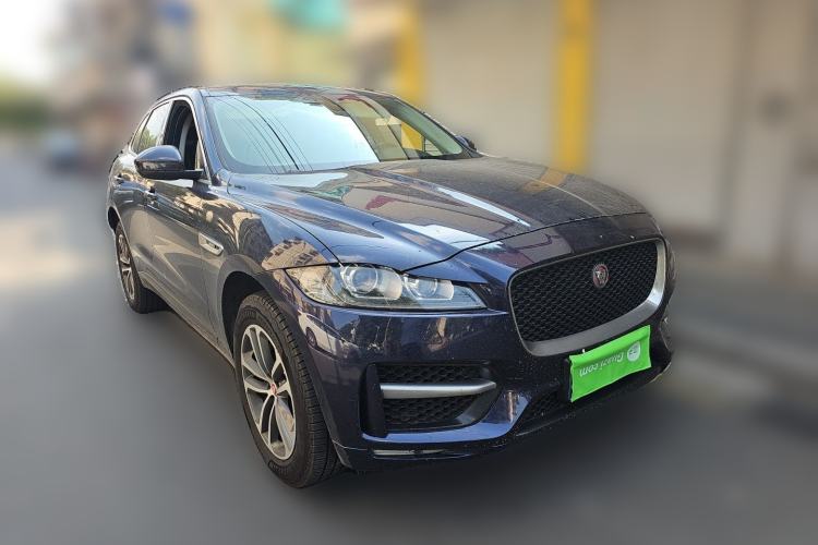 Used Jaguar F-PACE 2018 Restyled 2.0T All-Wheel-Drive R-Sport Sport Edition Front Right 45 Deg