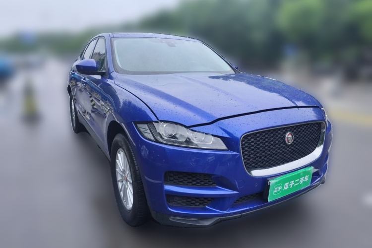 Used Jaguar F-PACE 2018 2.0T Four-Wheel Drive Urban Luxury Edition Front Right 45 Deg
