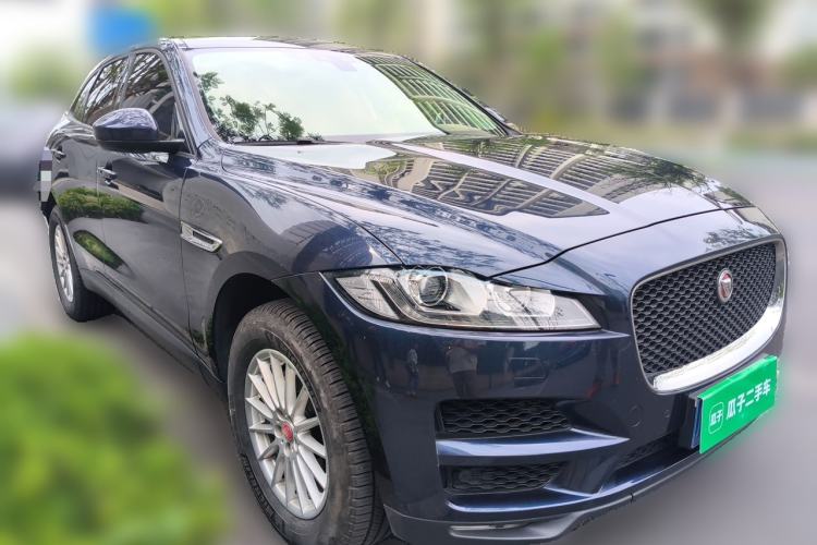 Used Jaguar F-PACE 2018 2.0T Four-Wheel Drive Urban Luxury Edition Front Right 45 Deg
