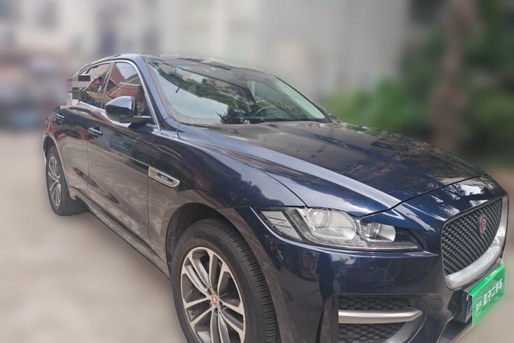 Used Jaguar F-PACE 2018 Restyled 2.0T All-Wheel-Drive R-Sport Sport Edition Front Right 45 Deg