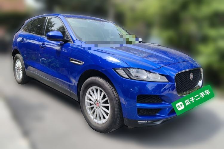 Used Jaguar F-PACE 2018 2.0T Two-Wheel Drive Urban Deluxe Edition Front Right 45 Deg