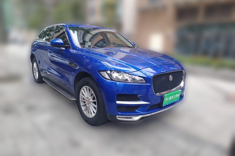 Used Jaguar F-PACE 2018 2.0T Four-Wheel Drive Urban Luxury Edition Front Right 45 Deg