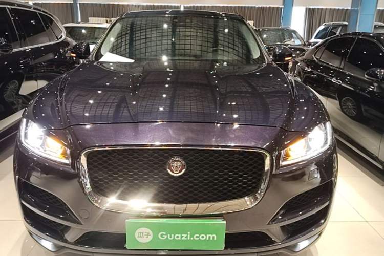 Used Jaguar F-PACE 2018 2.0T Two-Wheel Drive Urban Deluxe Edition Front