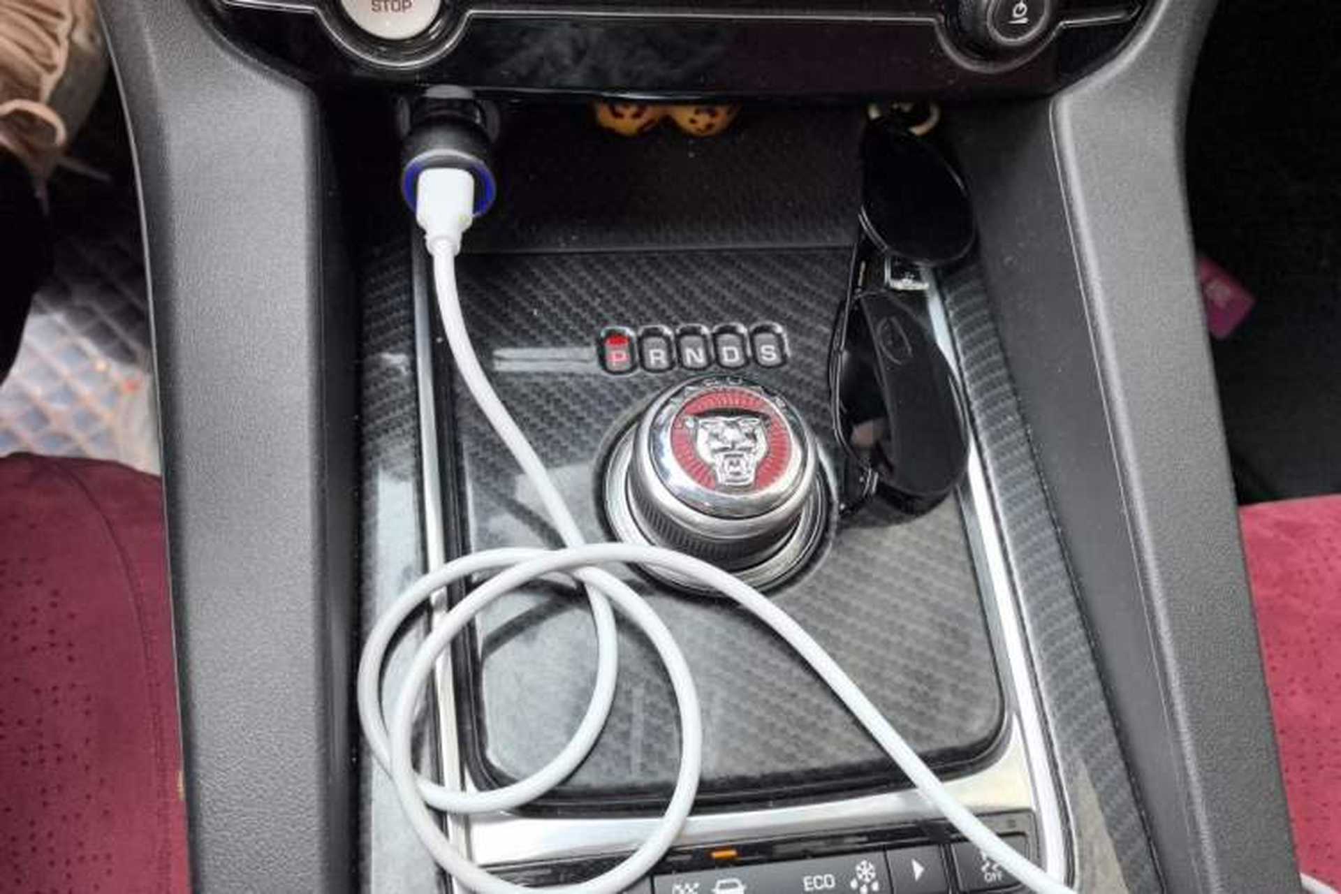 Used Jaguar F-PACE 2018 2.0T Four-Wheel Drive Urban Luxury Edition Gear Lever