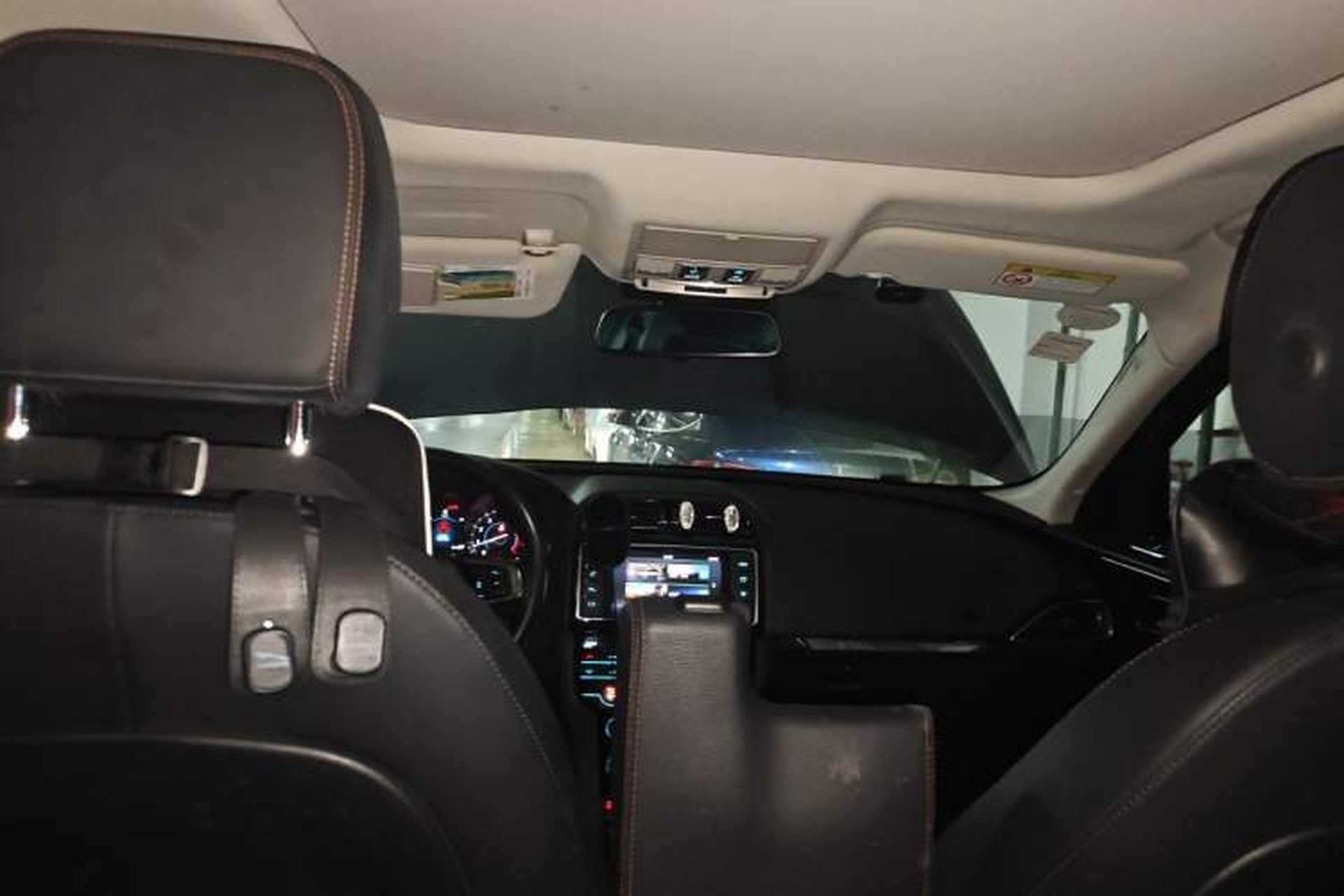 Used Jaguar F-PACE 2018 2.0T Four-Wheel Drive Urban Luxury Edition Headliner