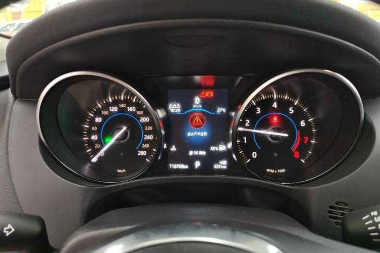 Used Jaguar F-PACE 2018 2.0T Two-Wheel Drive Urban Deluxe Edition Instrument Cluster