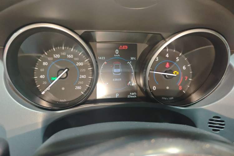 Used Jaguar F-PACE 2018 2.0T Two-Wheel Drive Urban Deluxe Edition Instrument Cluster