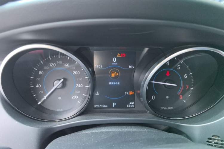Used Jaguar F-PACE 2018 2.0T Four-Wheel Drive Urban Luxury Edition Instrument Cluster