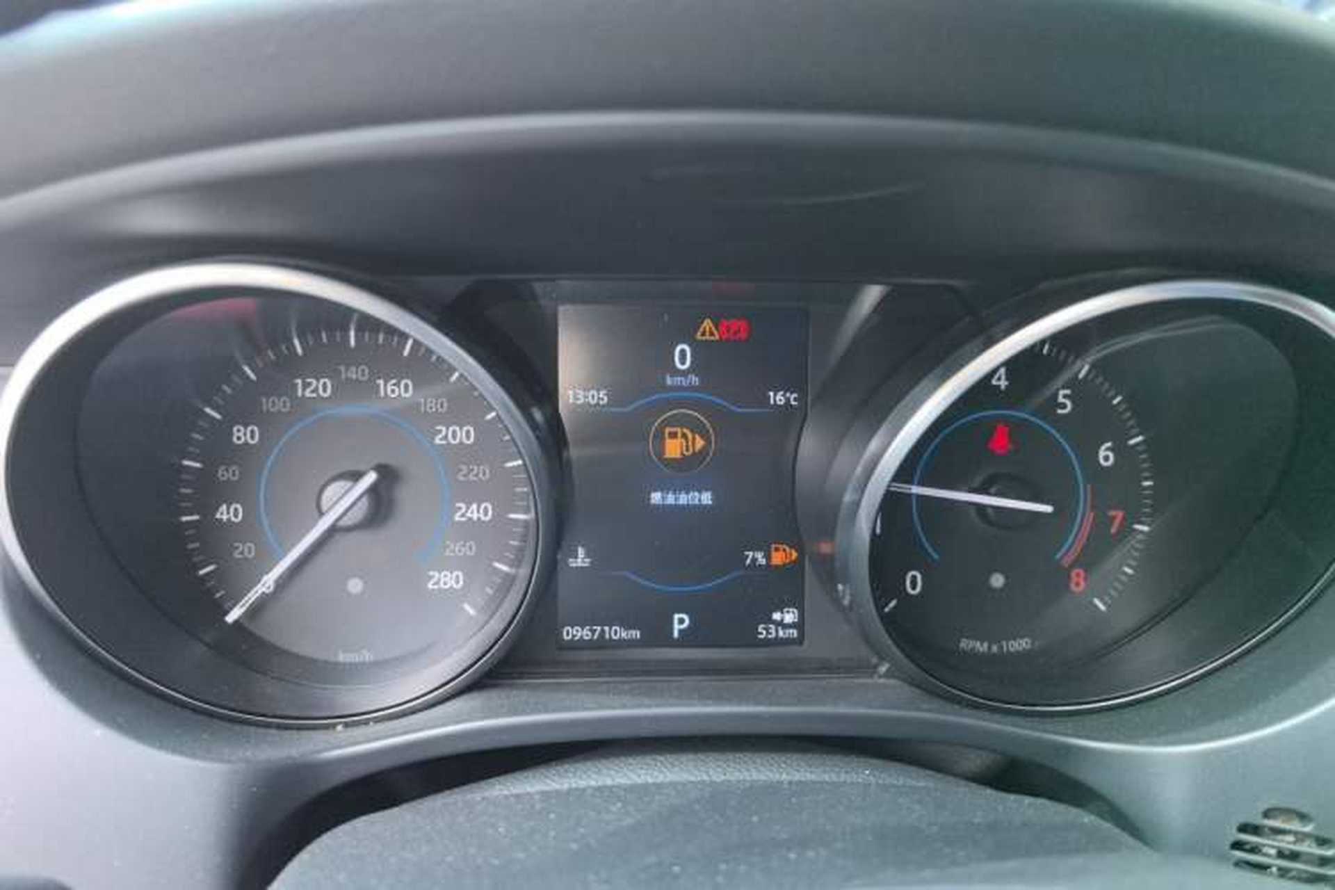Used Jaguar F-PACE 2018 2.0T Four-Wheel Drive Urban Luxury Edition Instrument Cluster