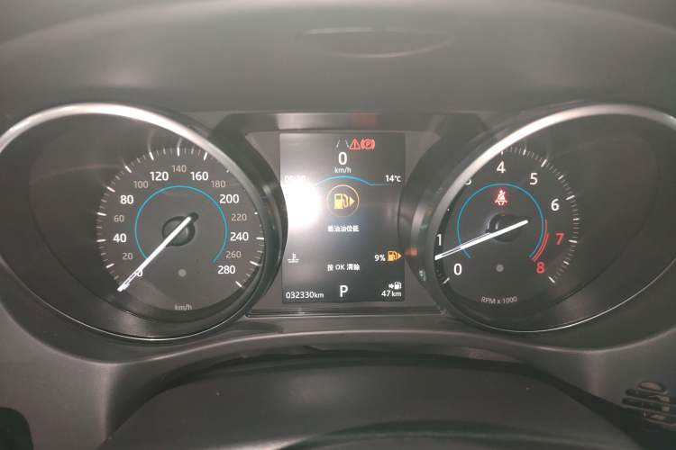 Used Jaguar F-PACE 2018 2.0T Two-Wheel Drive Urban Deluxe Edition Instrument Cluster