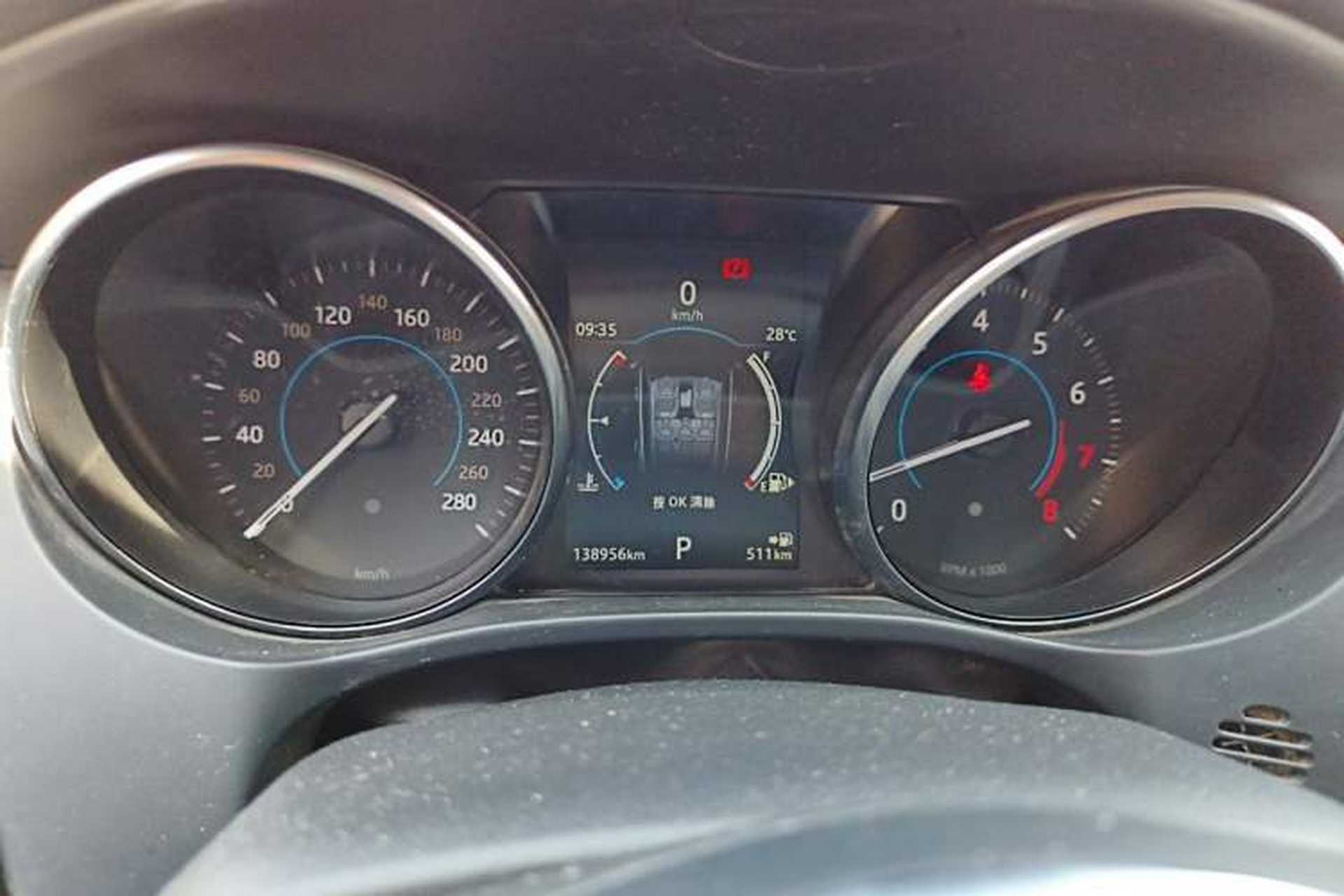 Used Jaguar F-PACE 2018 2.0T Two-Wheel Drive Urban Deluxe Edition Instrument Cluster