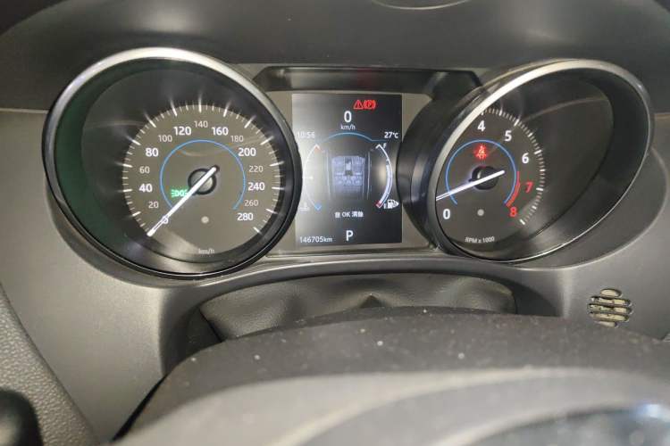 Used Jaguar F-PACE 2018 2.0T Two-Wheel Drive Urban Deluxe Edition Instrument Cluster
