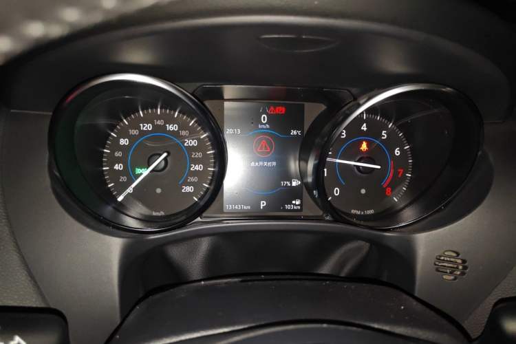 Used Jaguar F-PACE 2018 2.0T Four-Wheel Drive Urban Luxury Edition Instrument Cluster