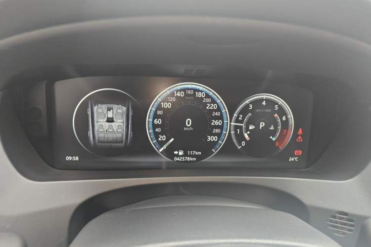 Used Jaguar F-PACE 2018 Restyled 2.0T All-Wheel-Drive R-Sport Sport Edition Instrument Cluster