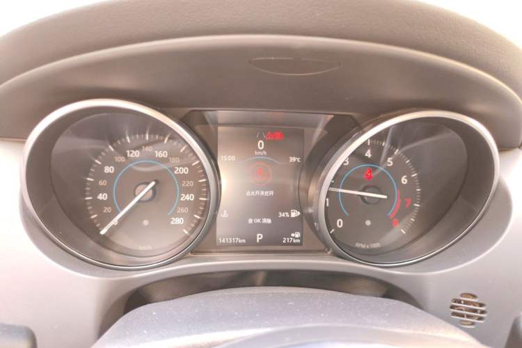 Used Jaguar F-PACE 2018 2.0T Four-Wheel Drive Urban Luxury Edition Instrument Cluster