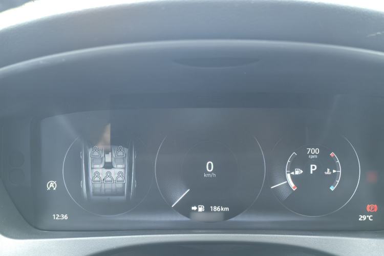 Used Jaguar F-PACE 2018 2.0T All-Wheel Drive R-Sport Sport Edition Interior 3