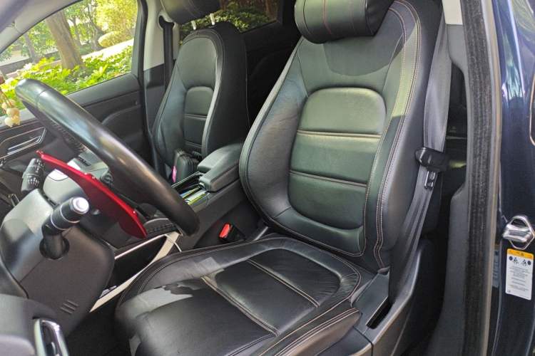 Used Jaguar F-PACE 2018 2.0T All-Wheel Drive R-Sport Sport Edition Left Front Seat