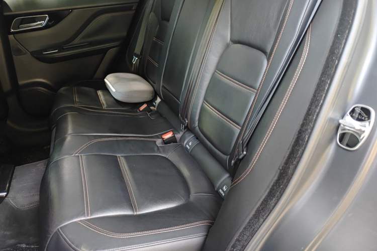 Used Jaguar F-PACE 2018 2.0T All-Wheel Drive R-Sport Sport Edition Left Rear Seat