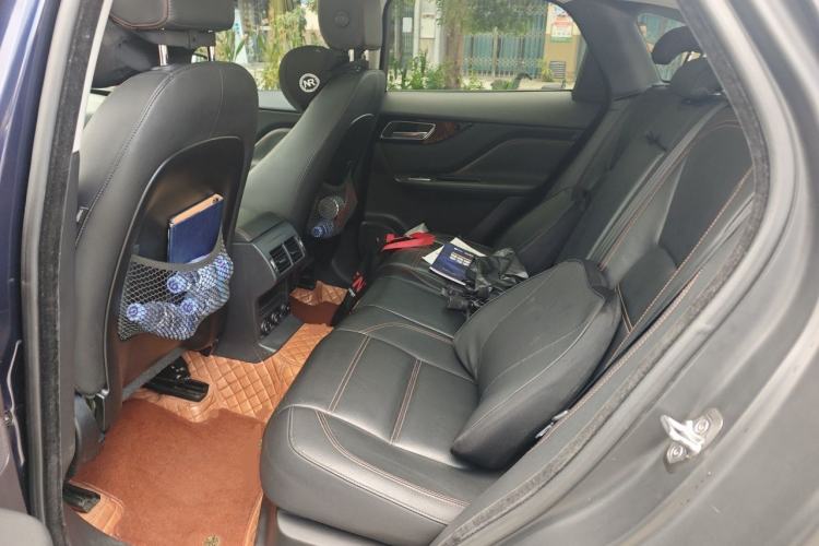Used Jaguar F-PACE 2018 2.0T Four-Wheel Drive Urban Luxury Edition Left Rear Seat