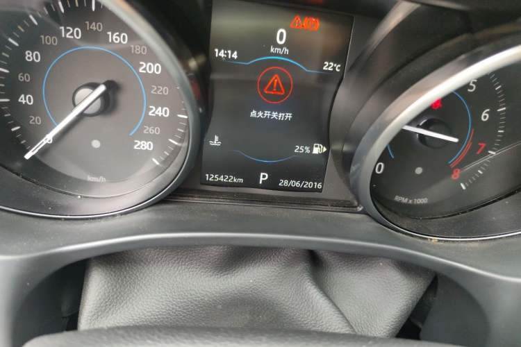 Used Jaguar F-PACE 2018 2.0T Four-Wheel Drive Urban Luxury Edition Odometer Close Up