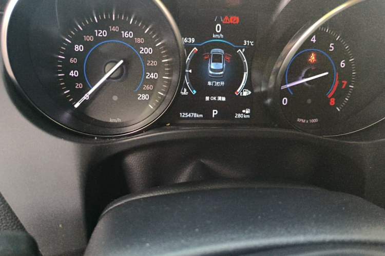 Used Jaguar F-PACE 2018 2.0T Four-Wheel Drive Urban Luxury Edition Odometer Close Up