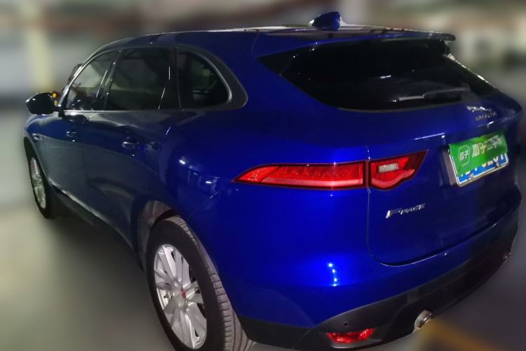 Used Jaguar F-PACE 2018 2.0T Two-Wheel Drive Urban Deluxe Edition Rear Left 45 Deg
