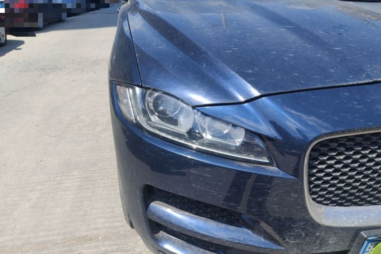 Used Jaguar F-PACE 2018 2.0T Four-Wheel Drive Urban Luxury Edition Right Front Headlight