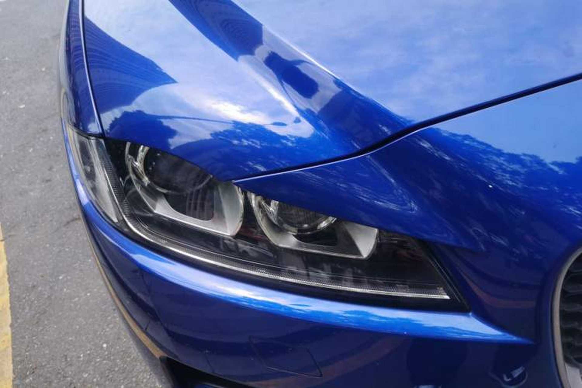 Used Jaguar F-PACE 2018 2.0T Two-Wheel Drive Urban Deluxe Edition Right Front Headlight