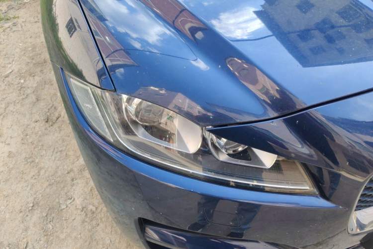 Used Jaguar F-PACE 2018 2.0T Four-Wheel Drive Urban Luxury Edition Right Front Headlight