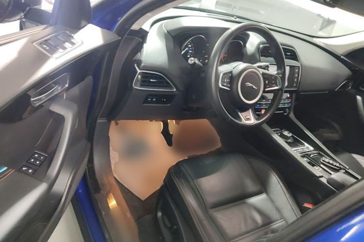 Used Jaguar F-PACE 2018 2.0T Four-Wheel Drive Urban Luxury Edition Driver Seat