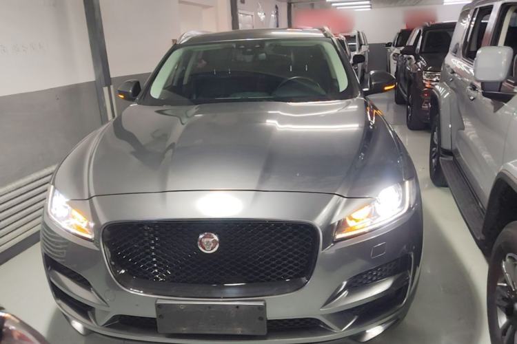 Used Jaguar F-PACE 2018 2.0T Four-Wheel Drive Urban Luxury Edition Front