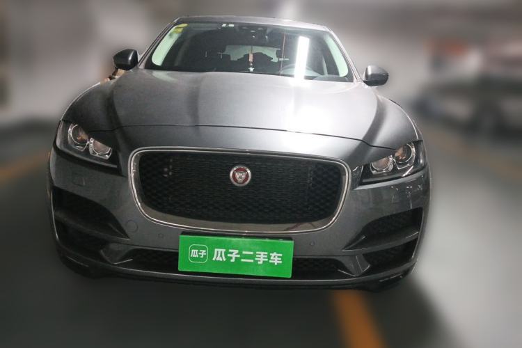 Used Jaguar F-PACE 2018 2.0T Four-Wheel Drive Urban Luxury Edition Front