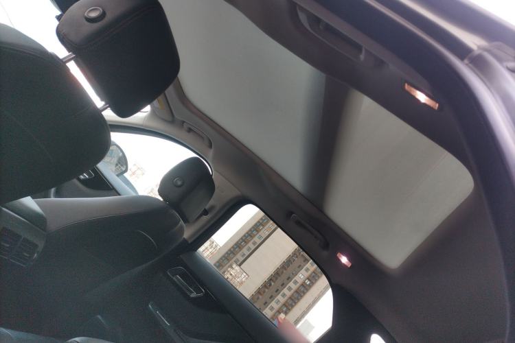 Used Jaguar F-PACE 2018 2.0T Four-Wheel Drive Urban Luxury Edition Headliner