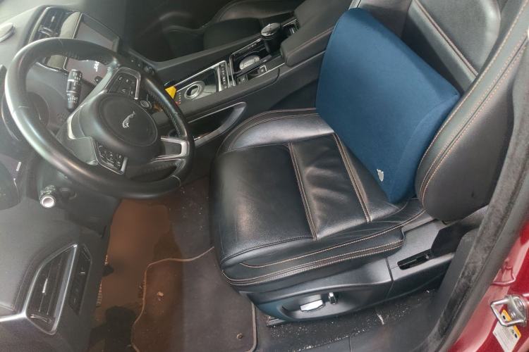 Used Jaguar F-PACE 2018 2.0T Two-Wheel Drive Urban Deluxe Edition Left Front Seat