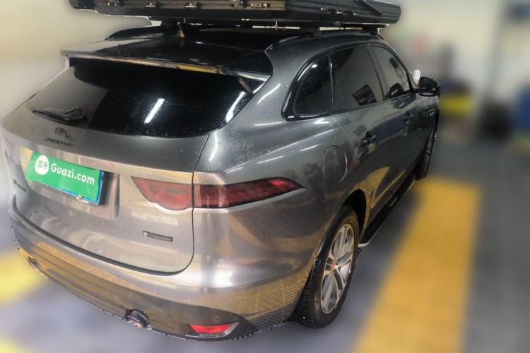 Used Jaguar F-PACE 2018 2.0T All-Wheel Drive R-Sport Sport Edition Rear Right 45 Deg