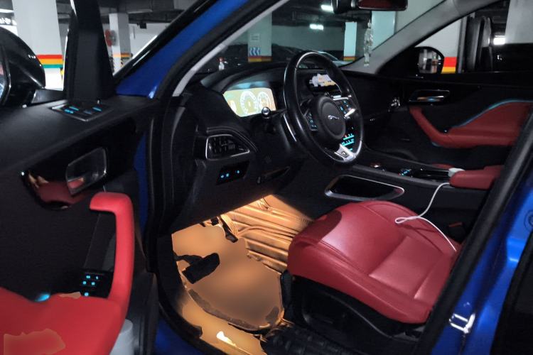 Used Jaguar F-PACE 2018 Restyled 2.0T All-Wheel-Drive R-Sport Sport Edition Driver Seat