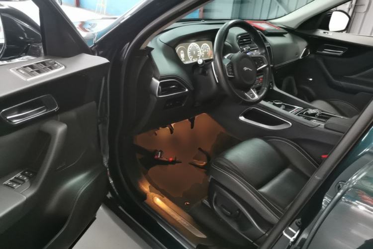 Used Jaguar F-PACE 2018 2.0T All-Wheel Drive R-Sport Sport Edition Driver Seat